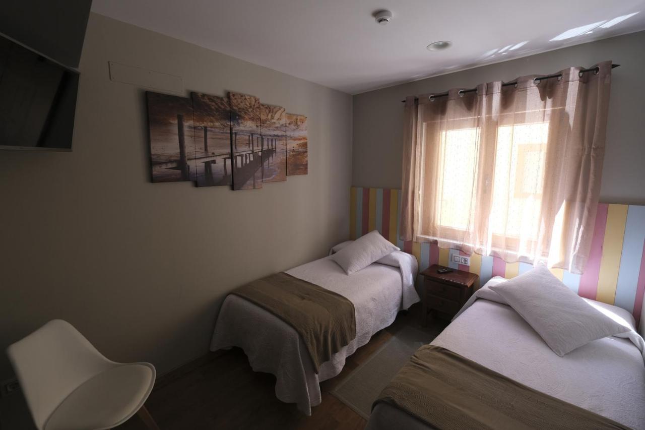 Hostal Restaurante Goya Piedrahita  Luaran gambar